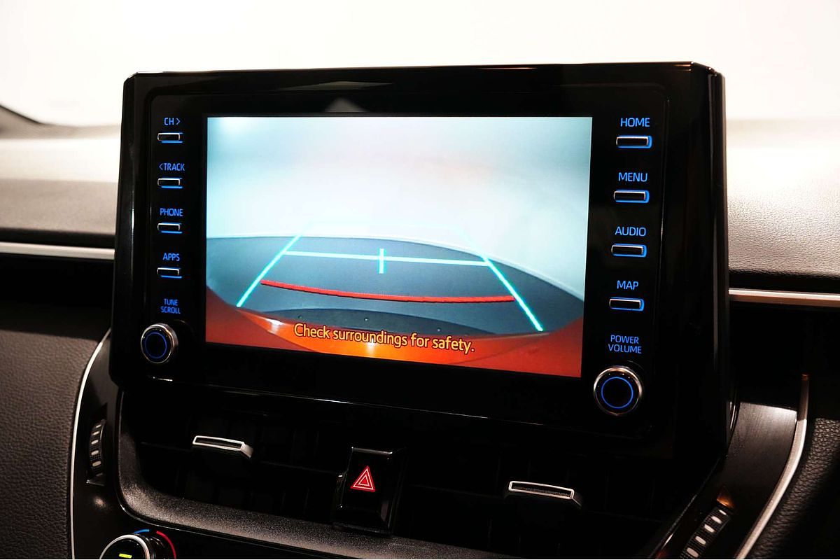 2018 Toyota Corolla SX Hybrid ZWE211R