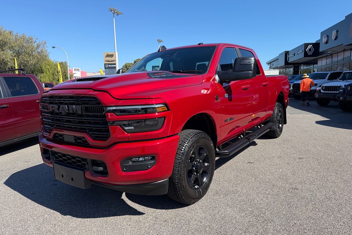 2026 RAM 2500 Laramie DJ 4X4
