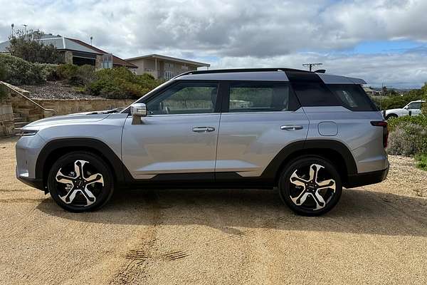 2025 KGM Torres Hybrid K40 J140 thumb-3