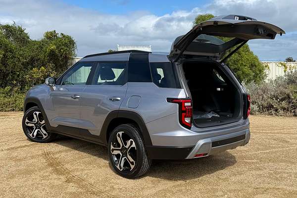 2025 KGM Torres Hybrid K40 J140 thumb-4