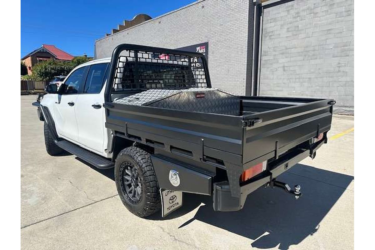 2025 Toyota Hilux SR GUN126R 4X4