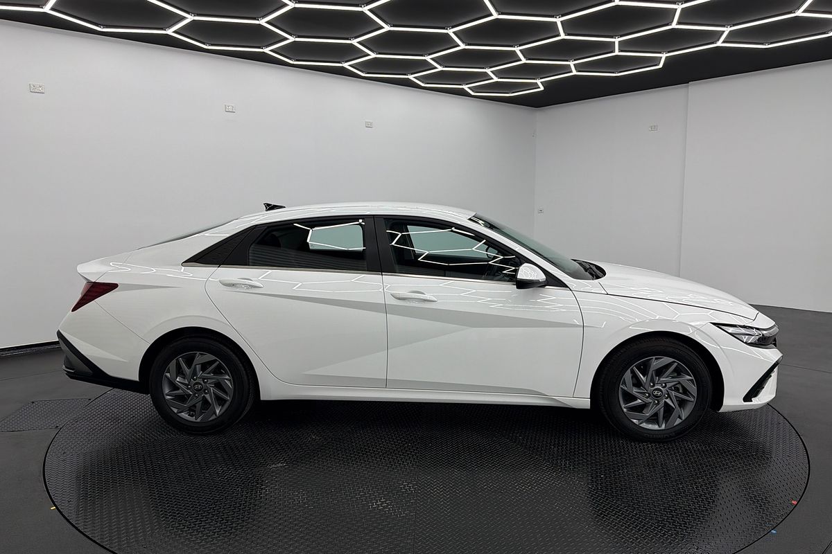 2024 Hyundai i30 Hybrid CN7.V2