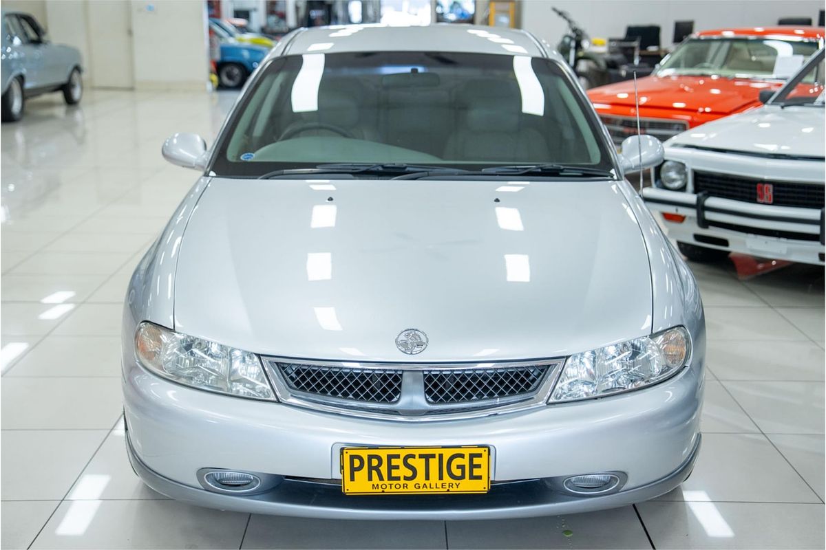 2000 Holden Calais VX