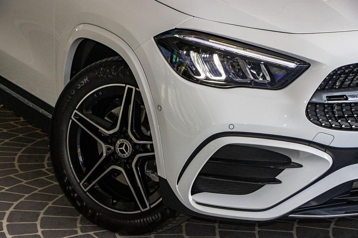 H247 805+055MY GLA200 Wagon 5d r DCT 7sp 1.3T