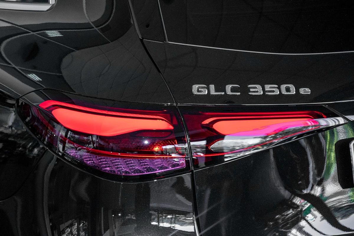 X254 806MY GLC350 e WAG 9G 9sp 2.0T/115kW Hyb