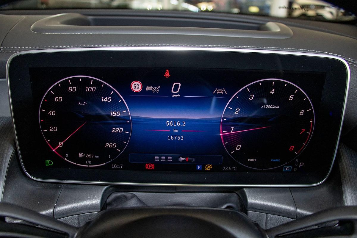 X254 805+055MY GLC300 WAG 9G 9 sp 2.0T/17kW