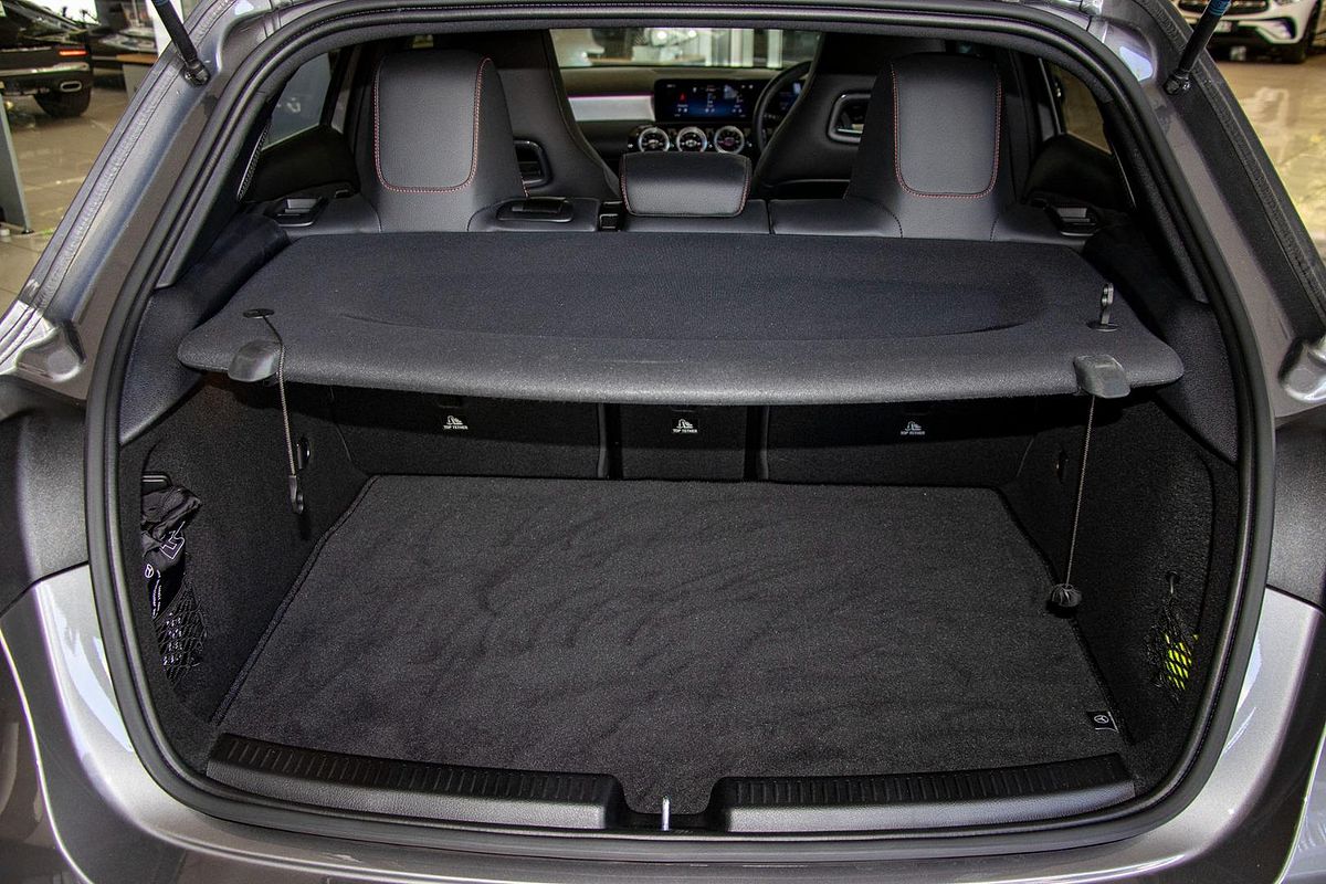 W177 804+054MY A200 Hatch 5dr DCT 7sp 1.3T