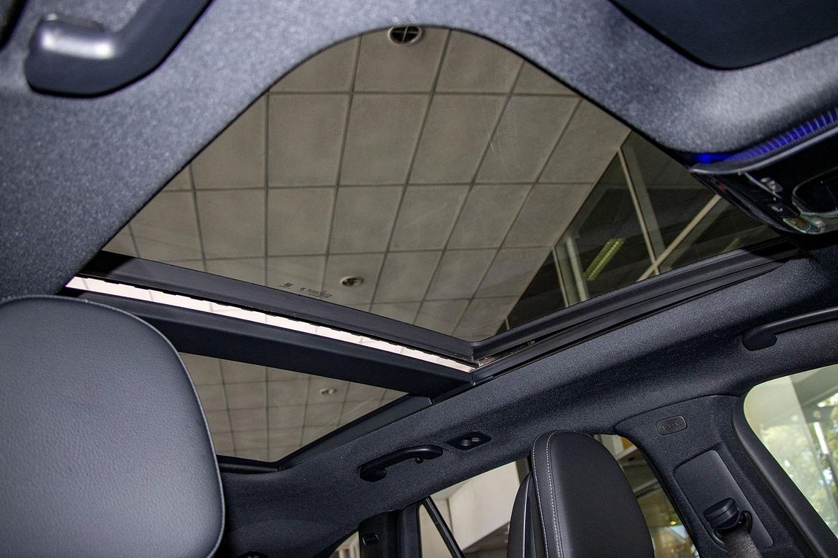 X254 805+055MY GLC300 WAG 9G 9 sp 2.0T/17kW