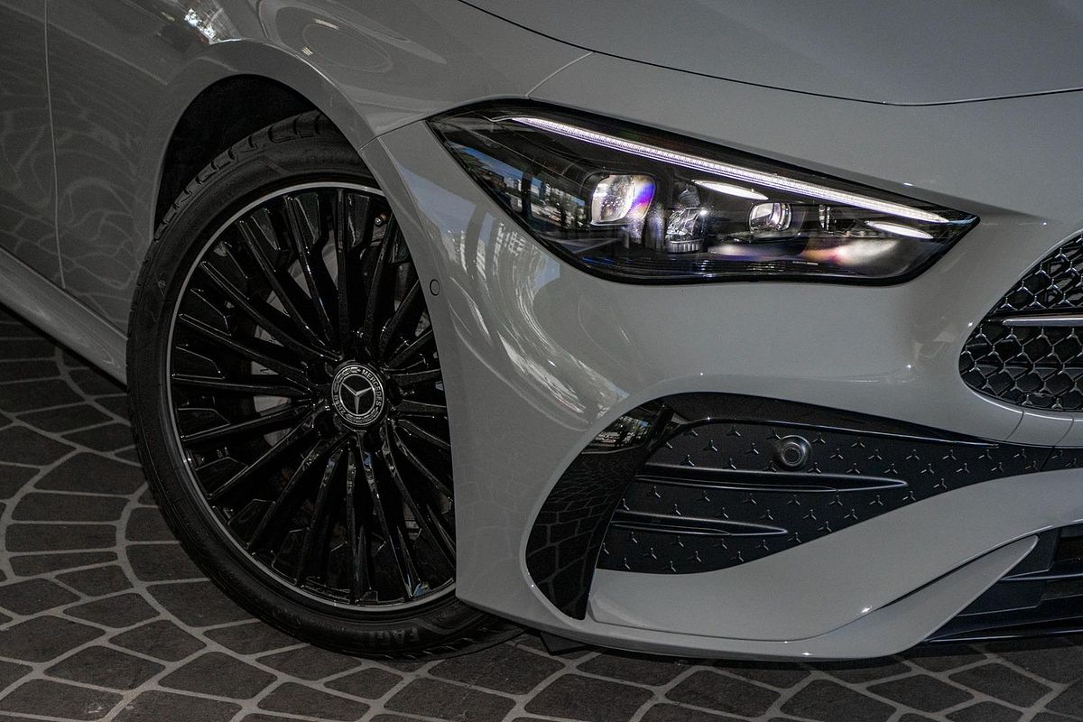 A236 805MY CLE300 CAB 2dr 9G 9 sp 2.0T/17kW