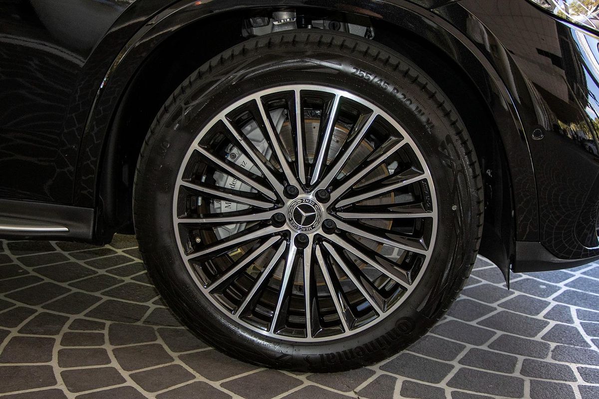 X254 805+055MY GLC300 WAG 9G 9 sp 2.0T/17kW