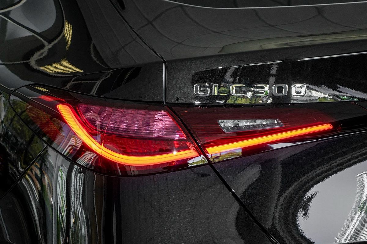 C254 806MY GLC300 CPE 9G 9sp 2 0T/17kW