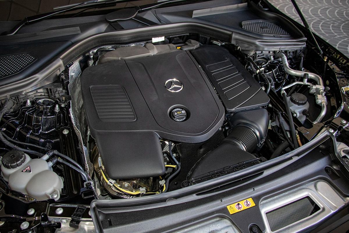 C254 806MY GLC300 CPE 9G 9sp 2 0T/17kW