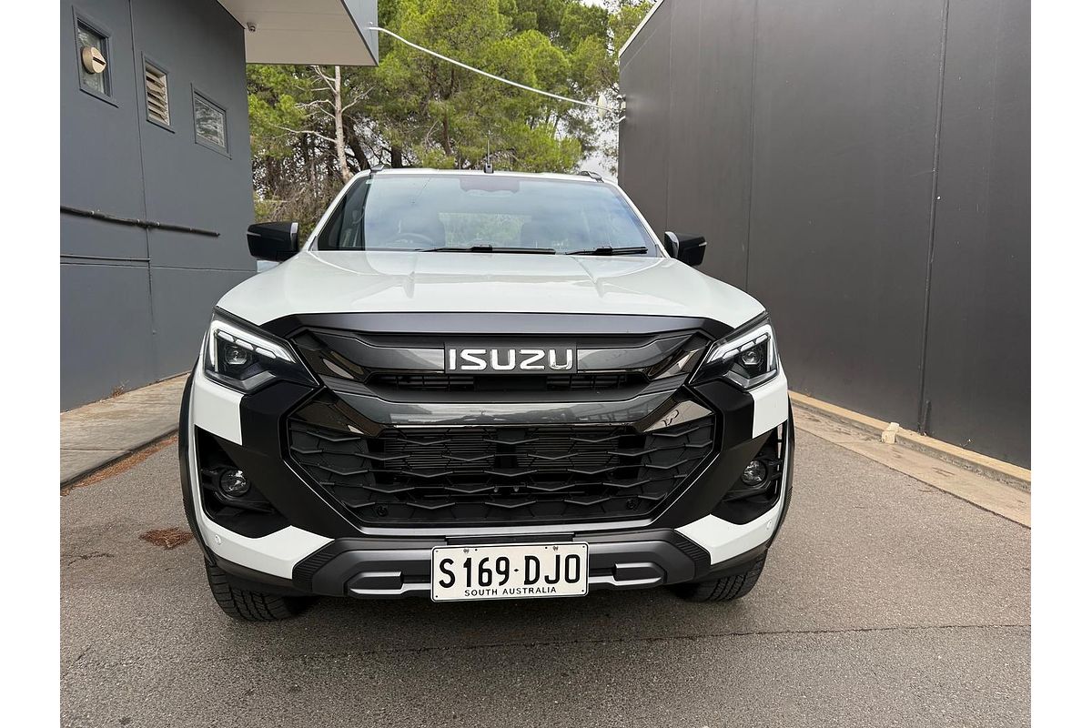 2025 Isuzu D-MAX X-TERRAIN 4X4