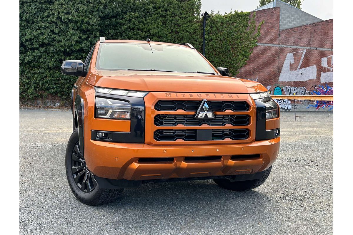 2024 Mitsubishi Triton GSR MV 4X4