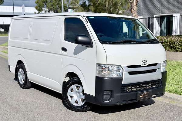 2016 Toyota Hiace TRH201R LWB