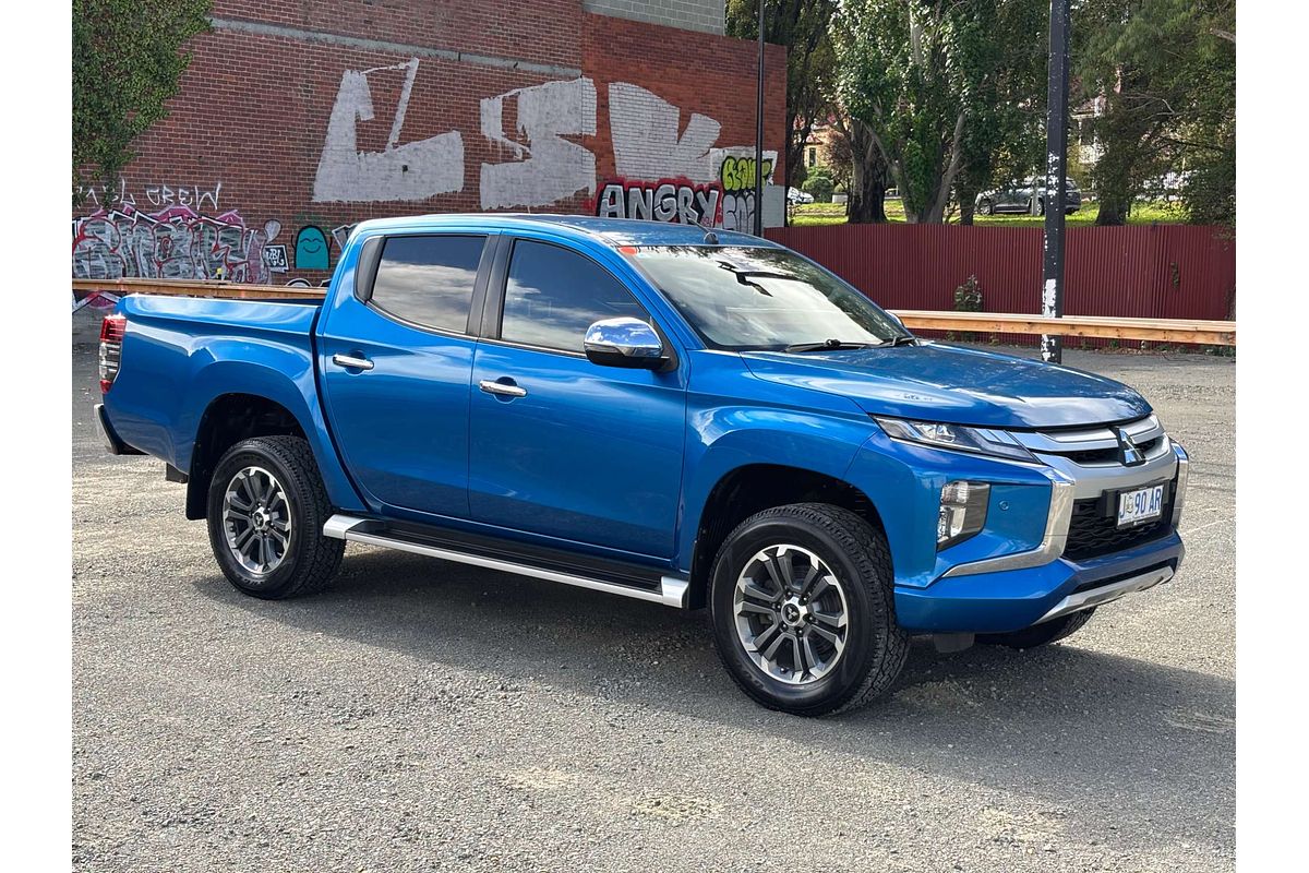 2020 Mitsubishi Triton GLS MR 4X4