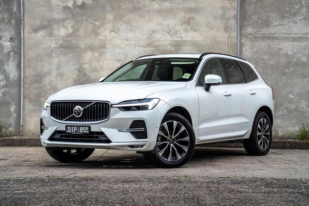 2024 Volvo XC60 Plus B5