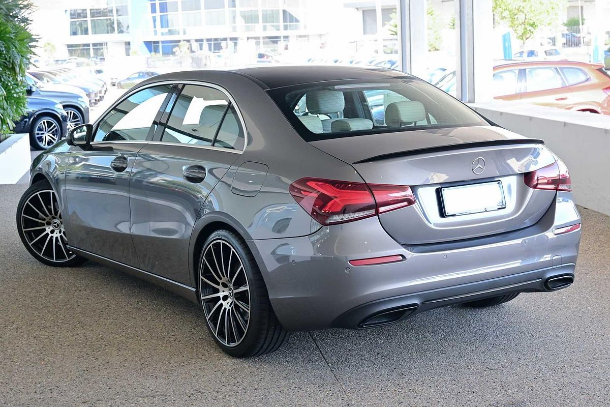 2020 Mercedes-Benz A-Class A200 V177