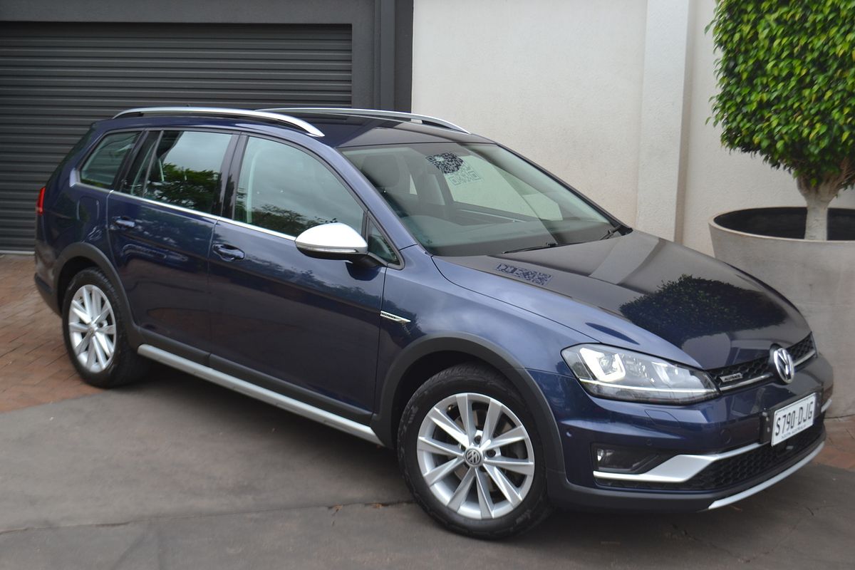 2016 Volkswagen Golf Alltrack 132TSI 7