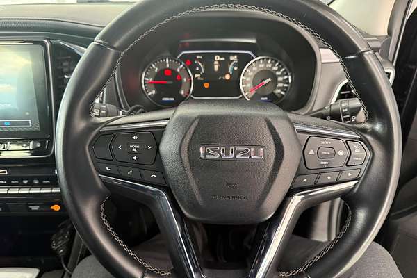 2022 Isuzu MU-X LS-T thumb-12