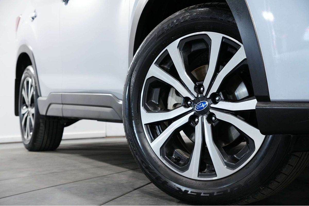 2022 Subaru Forester 2.5i Premium S5