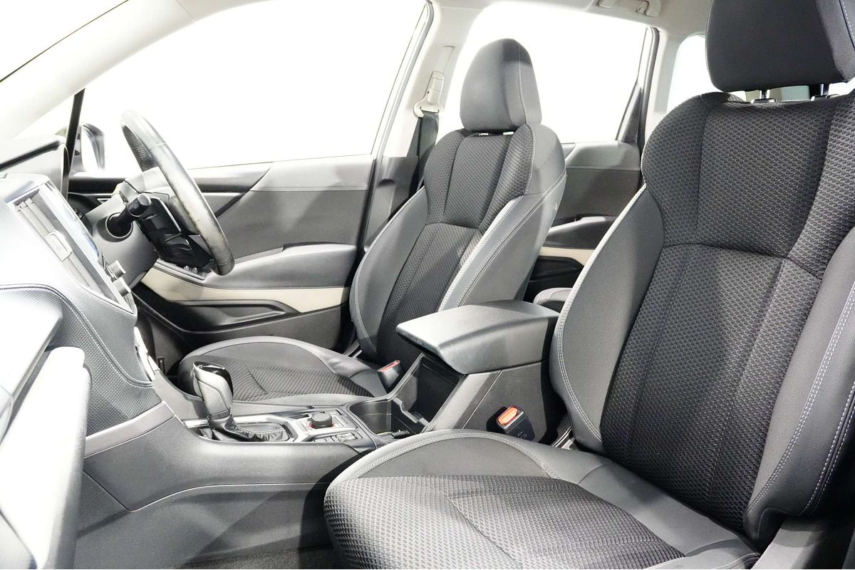 2022 Subaru Forester 2.5i Premium S5