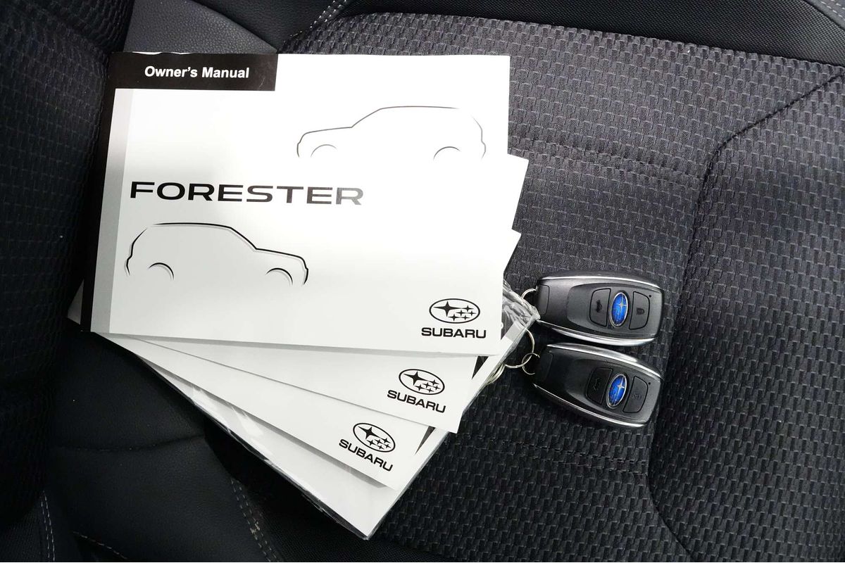 2022 Subaru Forester 2.5i Premium S5