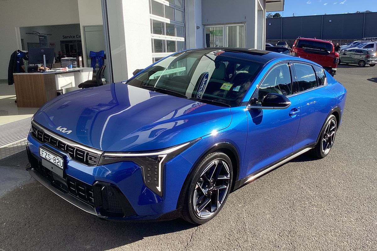 2025 Kia K4 GT-Line CL4m