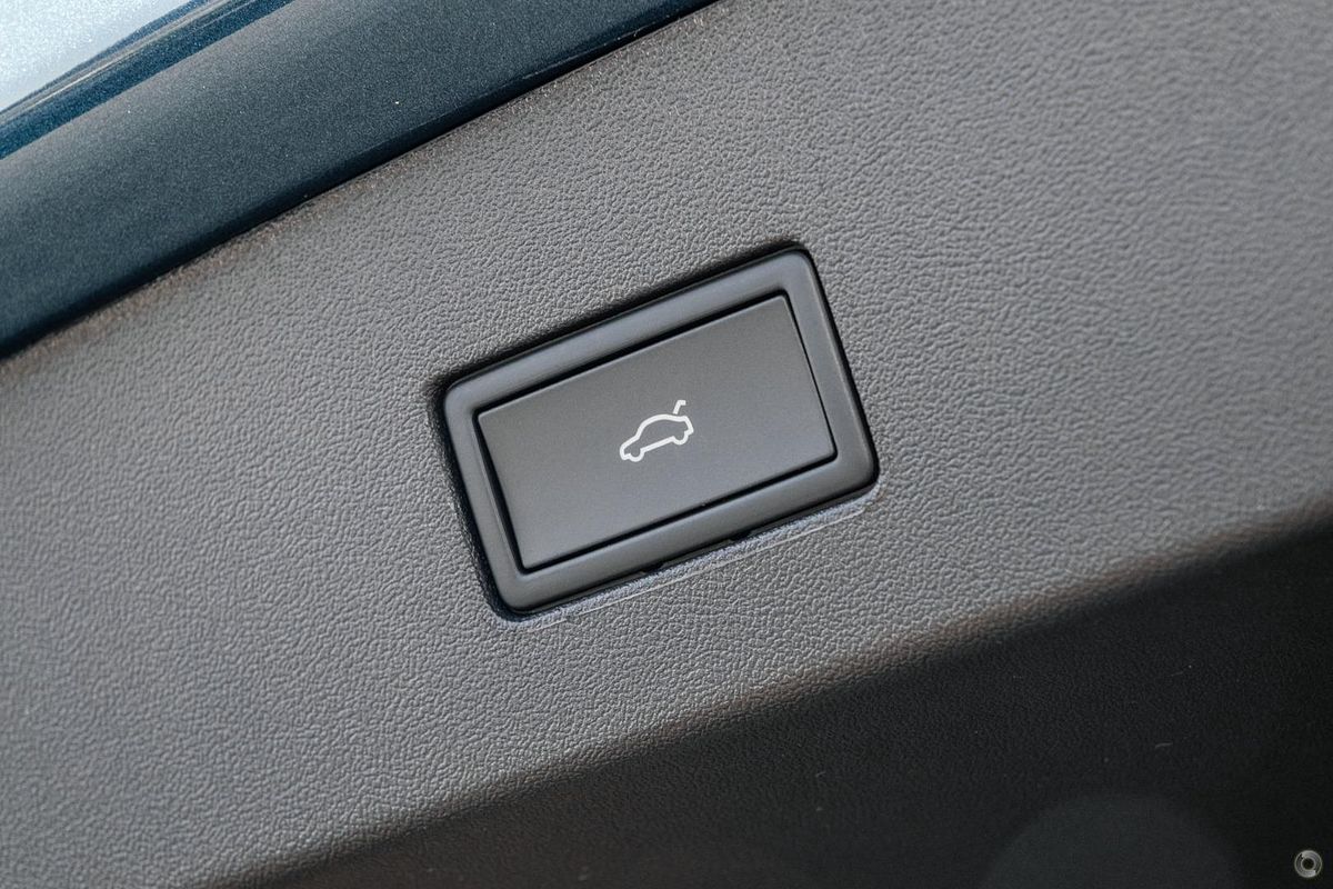 2025 Volkswagen Tayron 110TSI Life R4