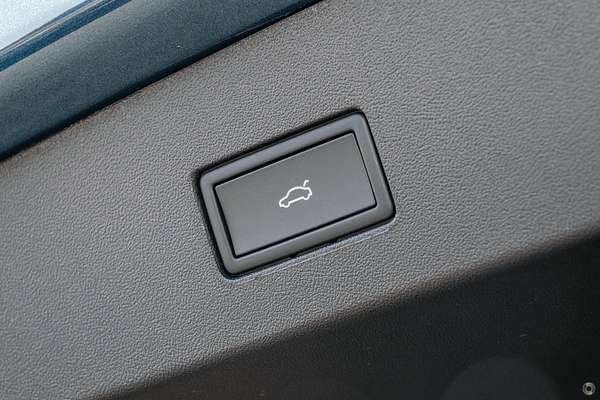 2025 Volkswagen Tayron 110TSI Life R4