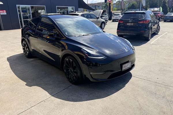2023 Tesla Model Y Performance