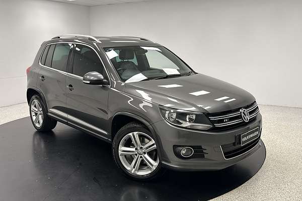 2016 Volkswagen Tiguan 155TSI R-Line 5N