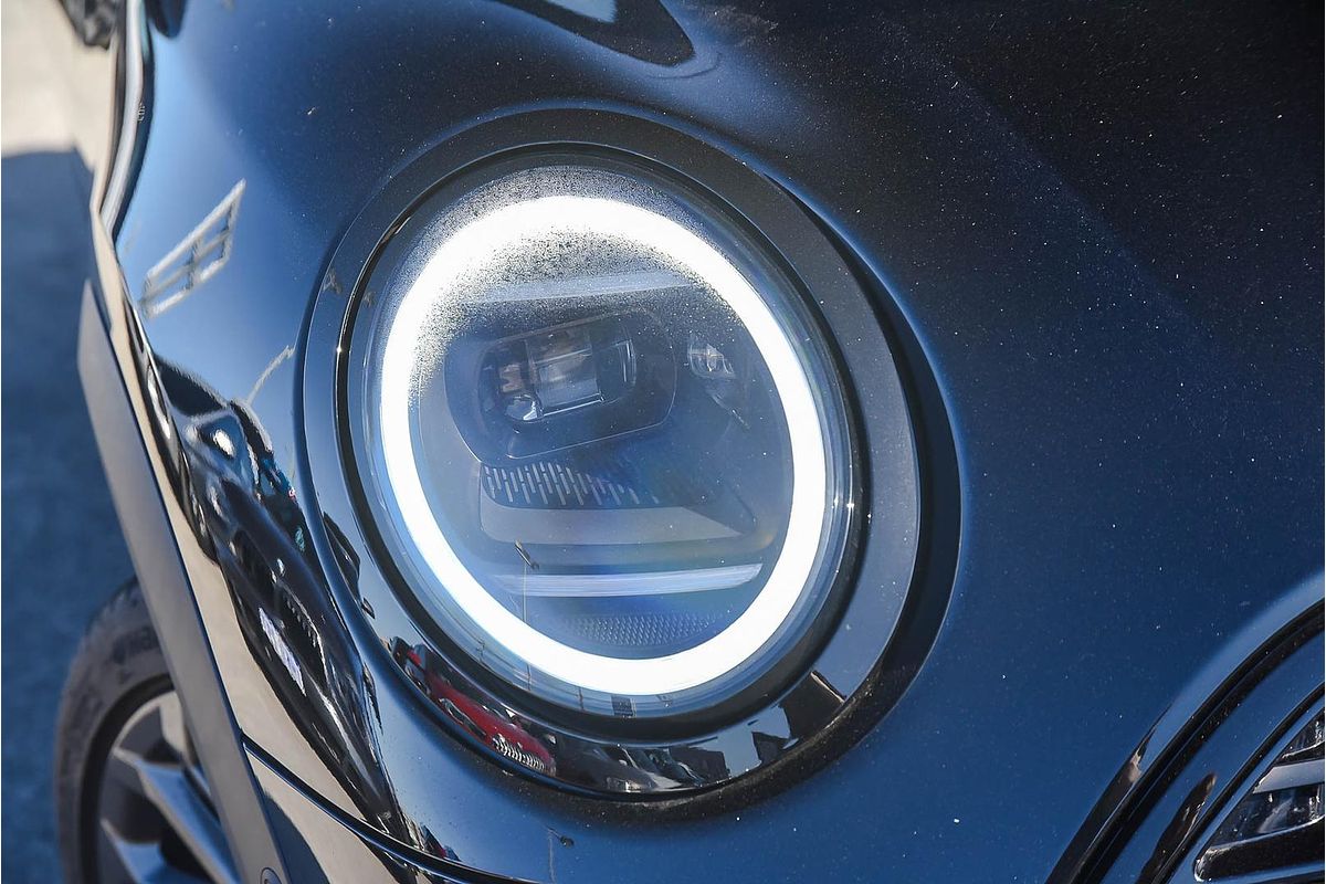 2025 MINI Cooper C Classic F67