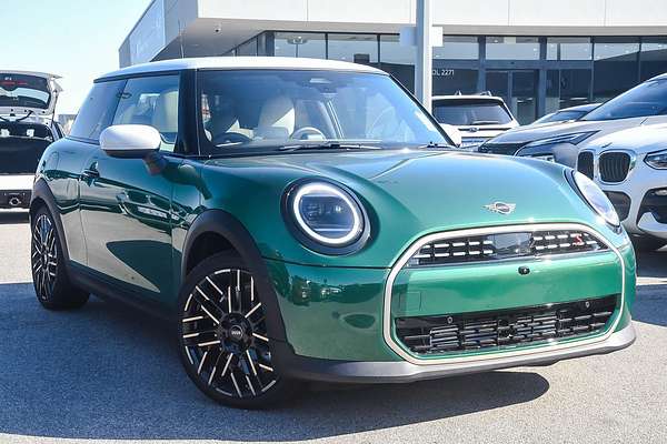 2025 MINI Cooper S Favoured F66
