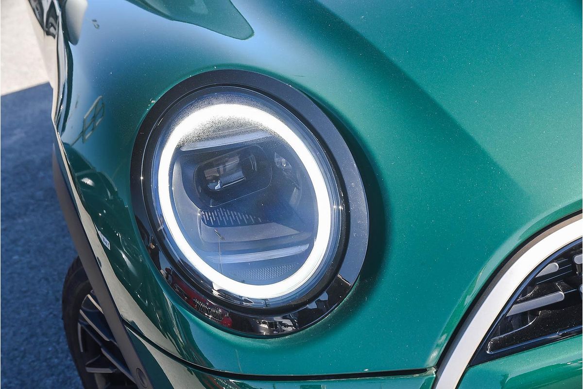 2025 MINI Cooper S Favoured F66