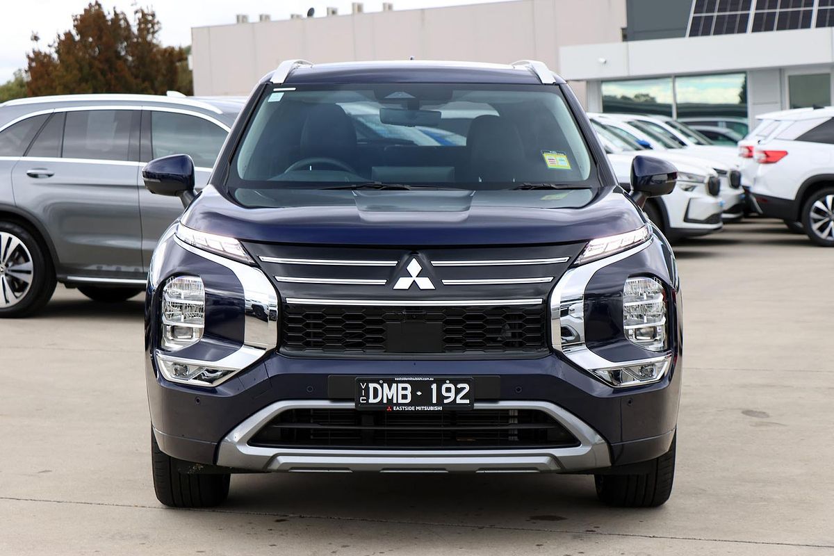 2025 Mitsubishi Outlander Exceed ZM