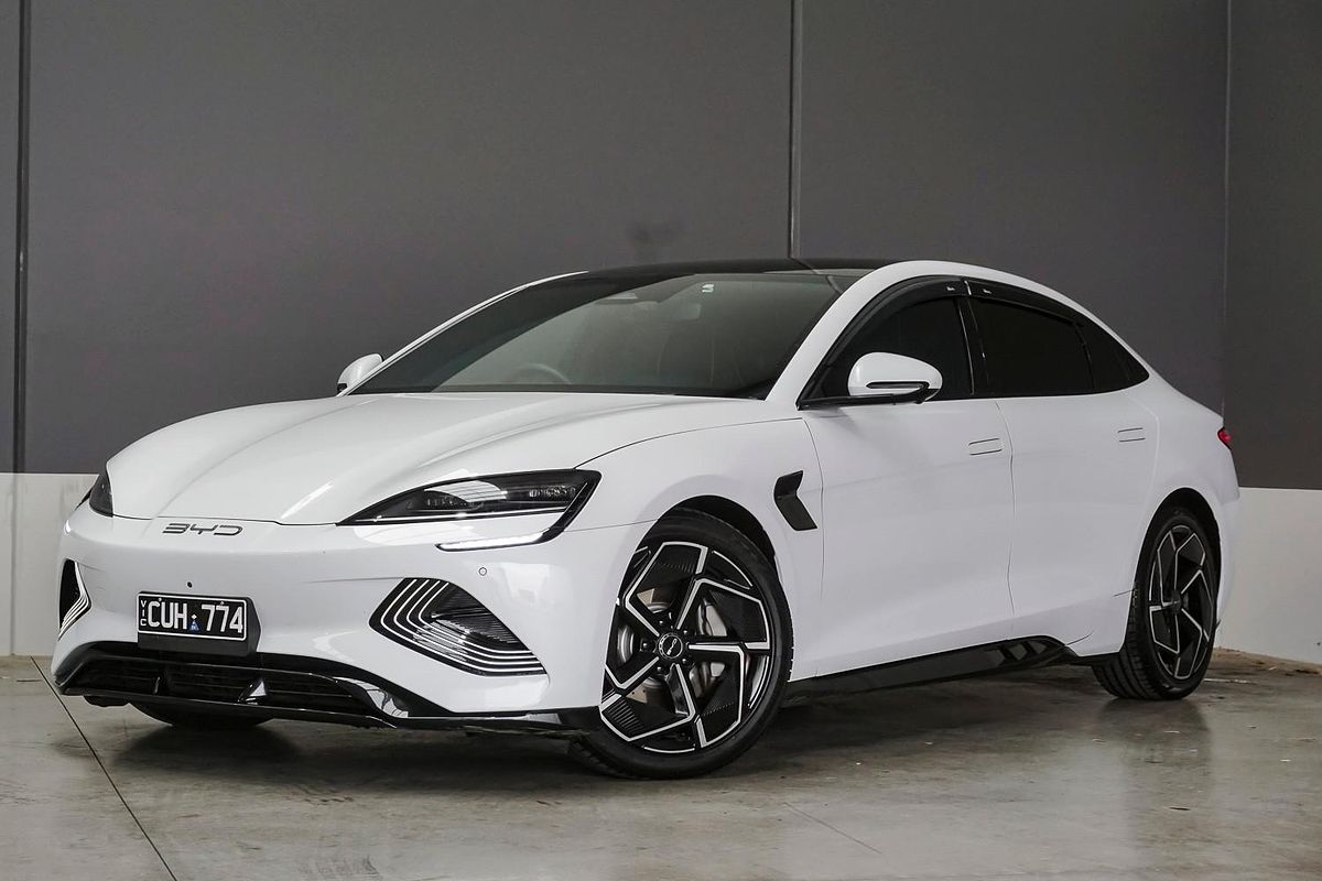 2023 BYD SEAL Premium