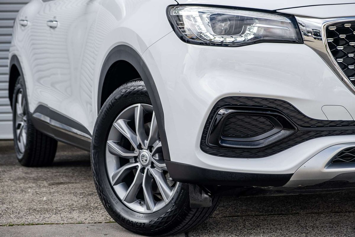 2021 MG HS Core SAS23