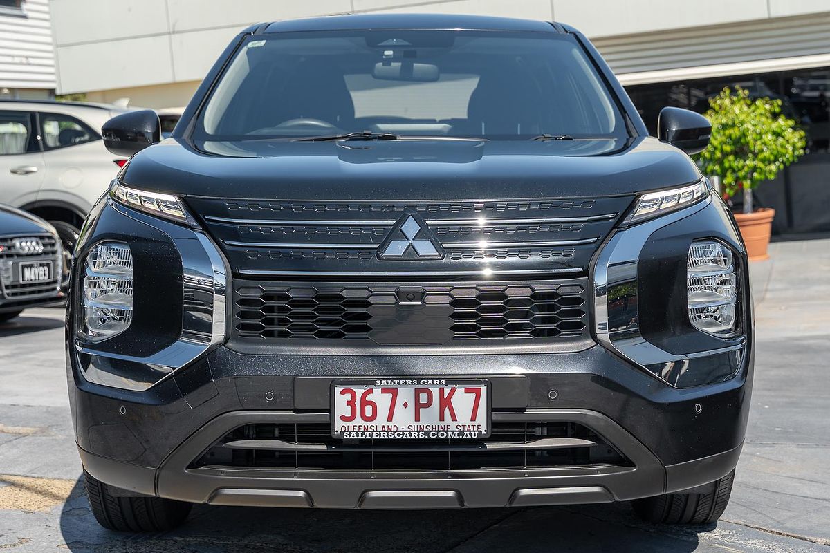 2022 Mitsubishi Outlander ES ZM