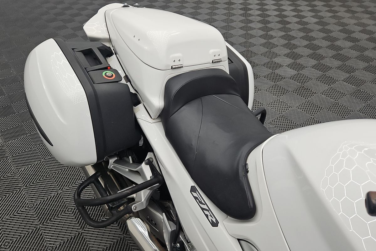 2020 Yamaha FJR1300AE FJR