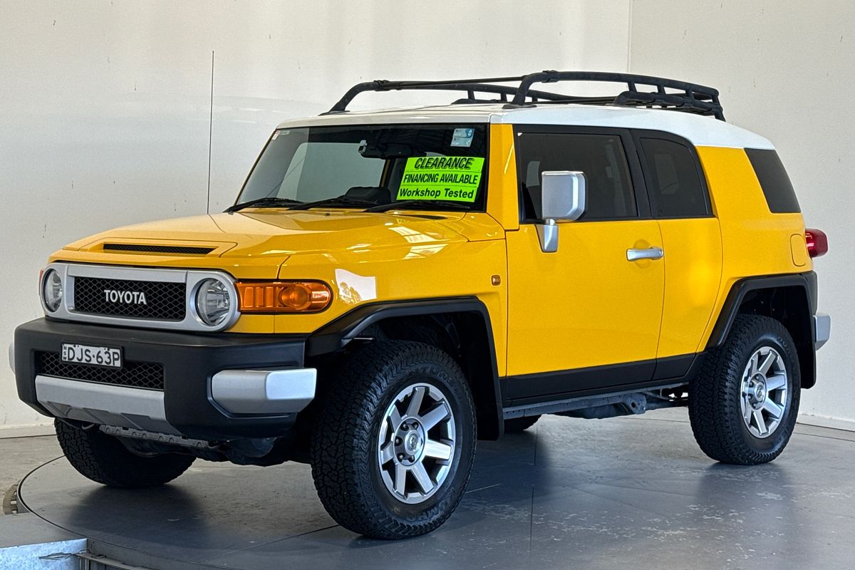 2016 Toyota FJ Cruiser GSJ15R
