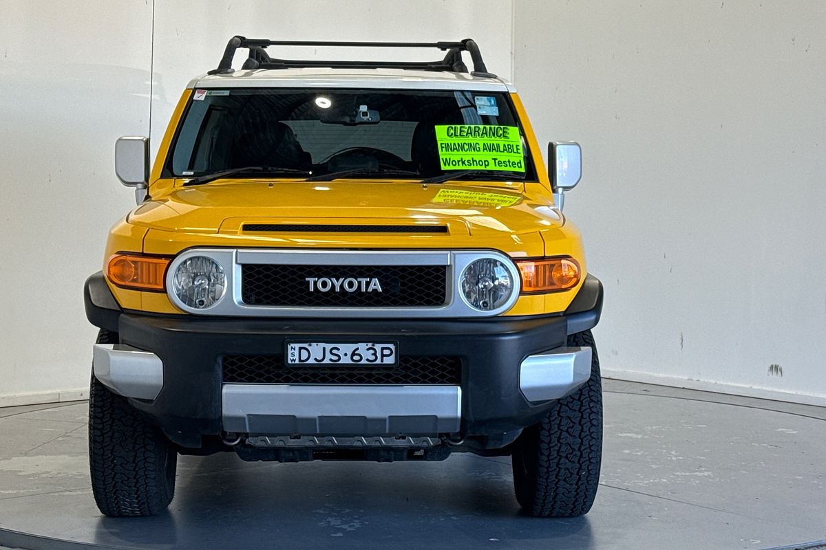 2016 Toyota FJ Cruiser GSJ15R