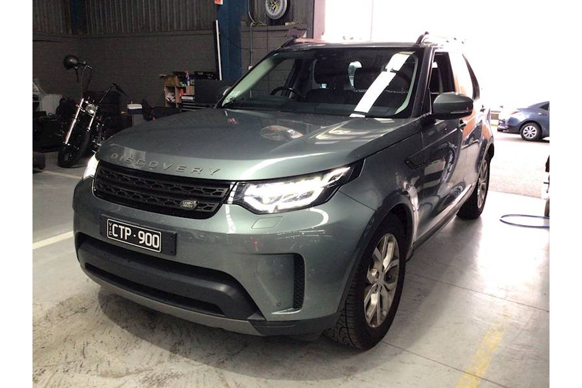 2017 Land Rover Discovery TD6 SE Series 5