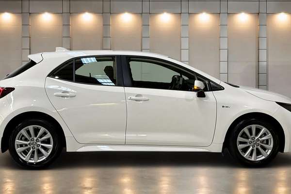 2024 Toyota Corolla Ascent Sport Hybrid ZWE219R