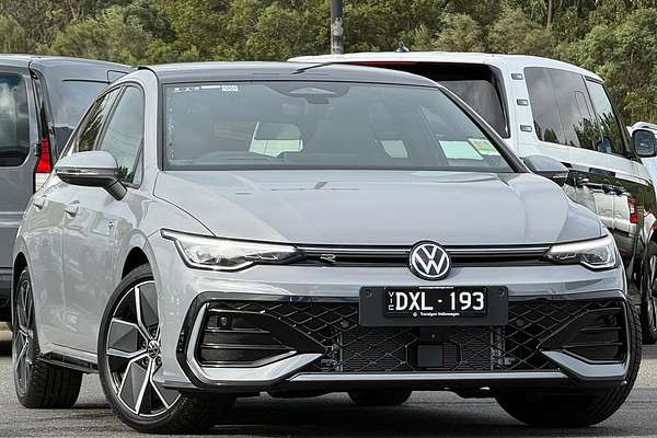 2026 Volkswagen Golf 110TSI R-Line 8.5