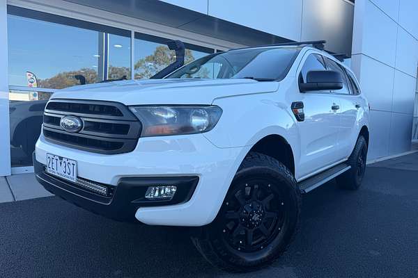 2016 Ford Everest Ambiente UA 3.2L