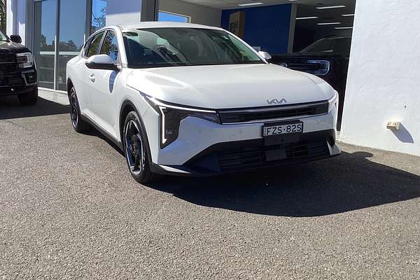 2025 Kia K4 Sport+ CL4m