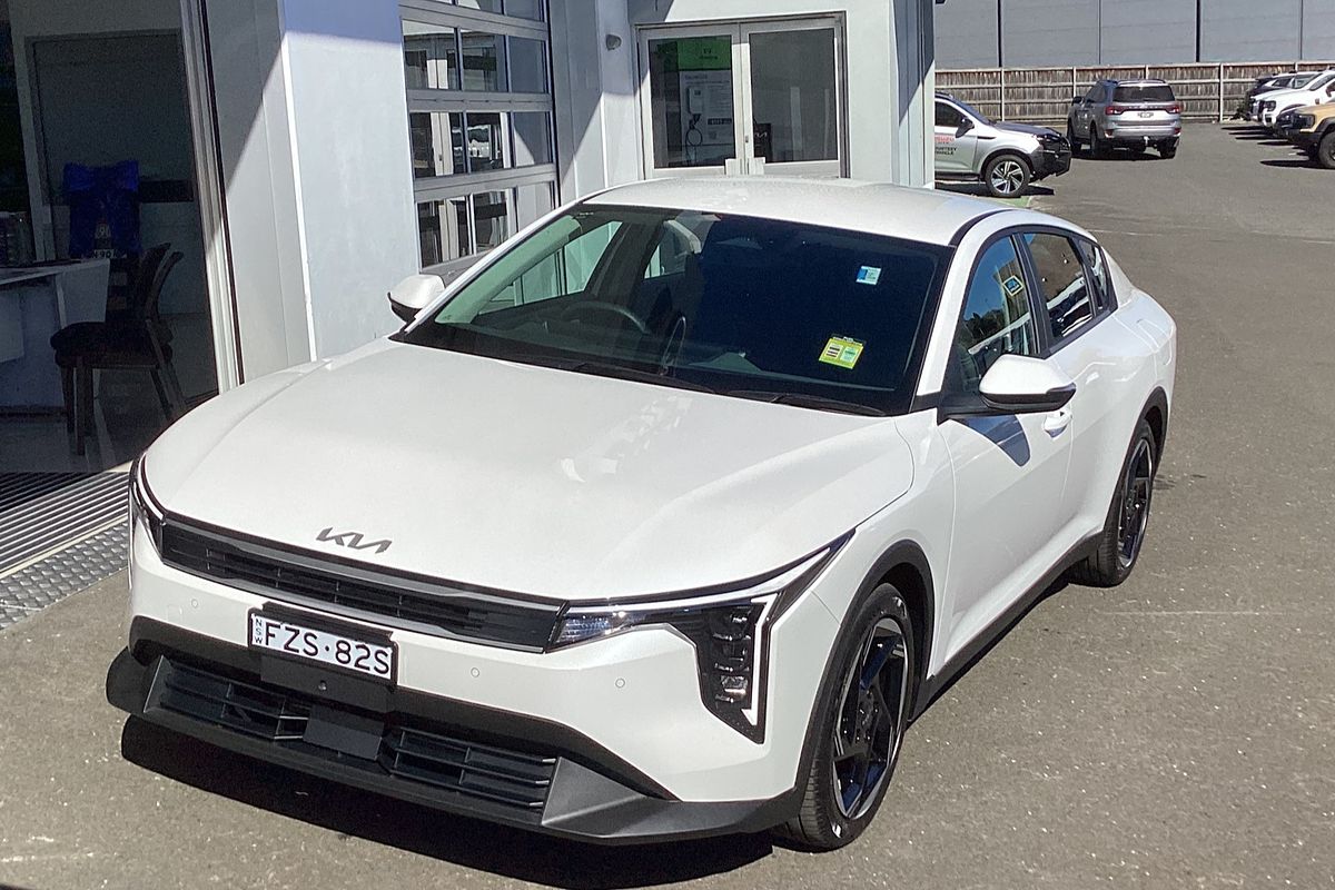 2025 Kia K4 Sport+ CL4m