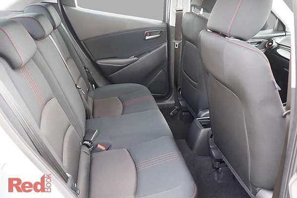 2026 Mazda 2 G15 Evolve DJ Series thumb-6