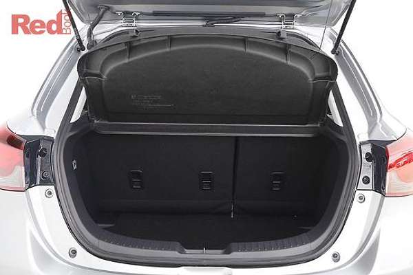 2026 Mazda 2 G15 Evolve DJ Series thumb-7